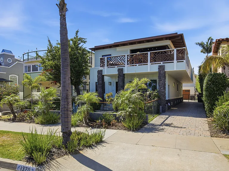 1320 Glorietta Blvd — Photo 36