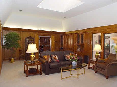 3rd image of 6423 Wickerwood Dr