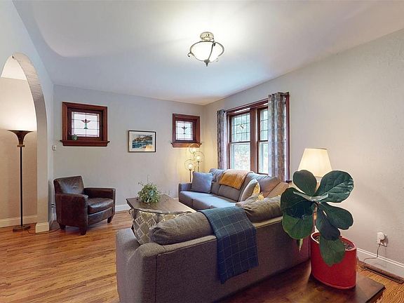 4th image of 4351 Holly Hills Blvd