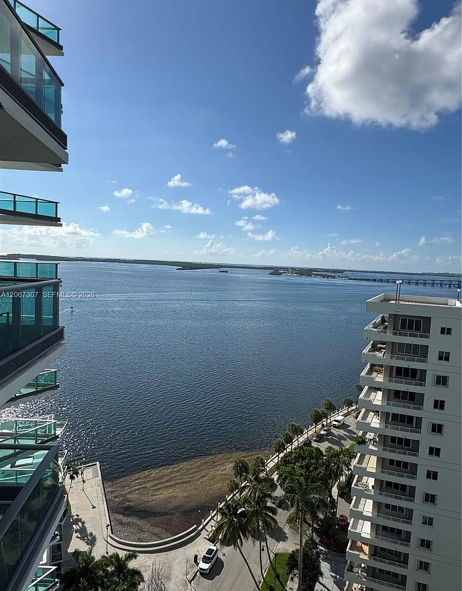 Jade Residences At Bricke — Photo 2