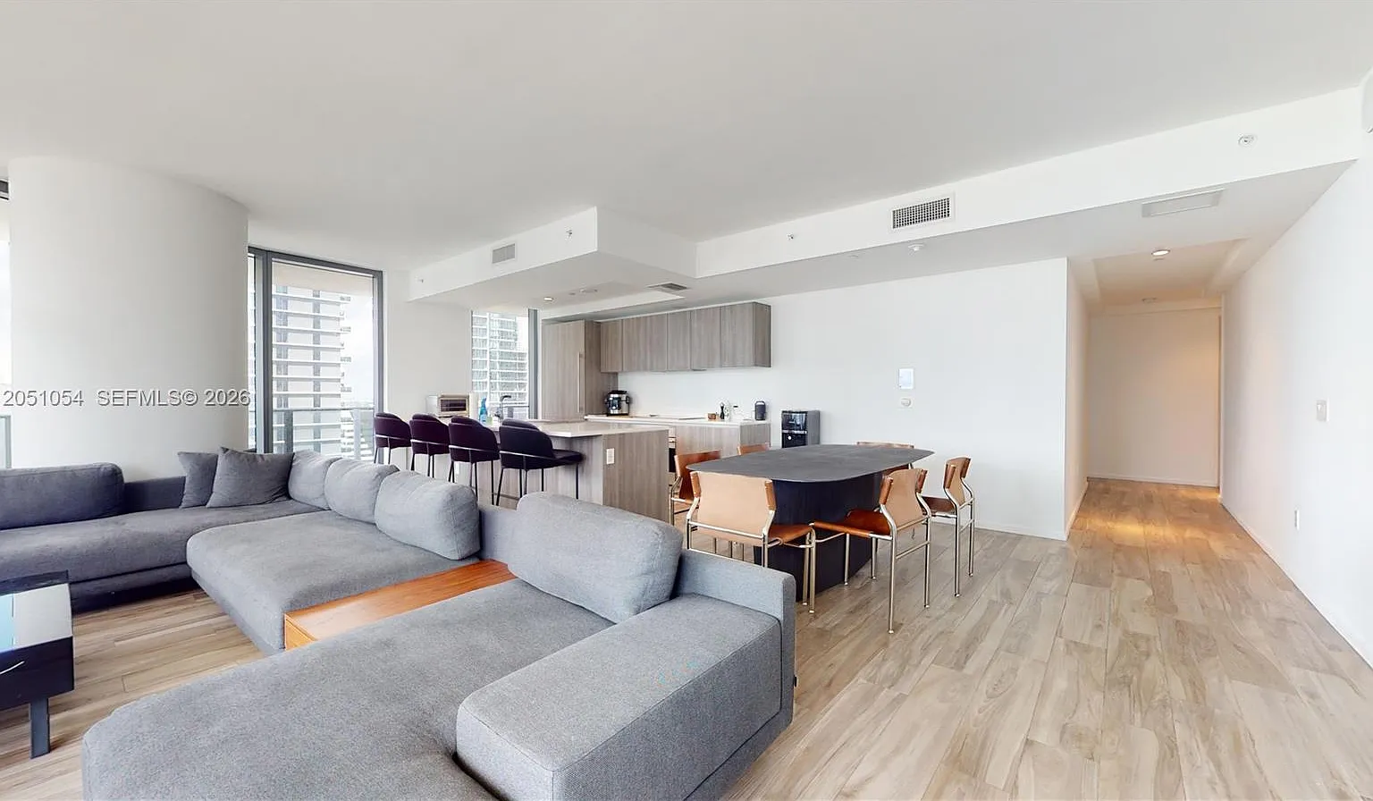 801 Sma Residences Condo — Photo 4