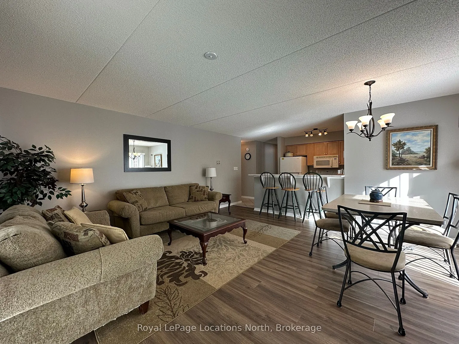3 bed, $12,000 — Photo 4
