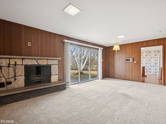 5th image of 1924 Sunnyside Cir