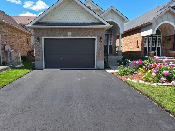 19 McKitrick Dr, Orangeville, ON L9W 5C2