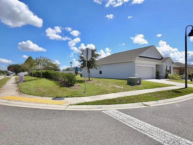 492 Pinecrest Loop — Photo 4