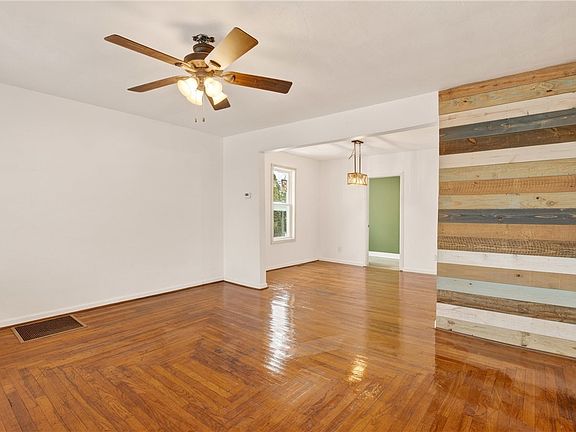 5th image of 403 9th St