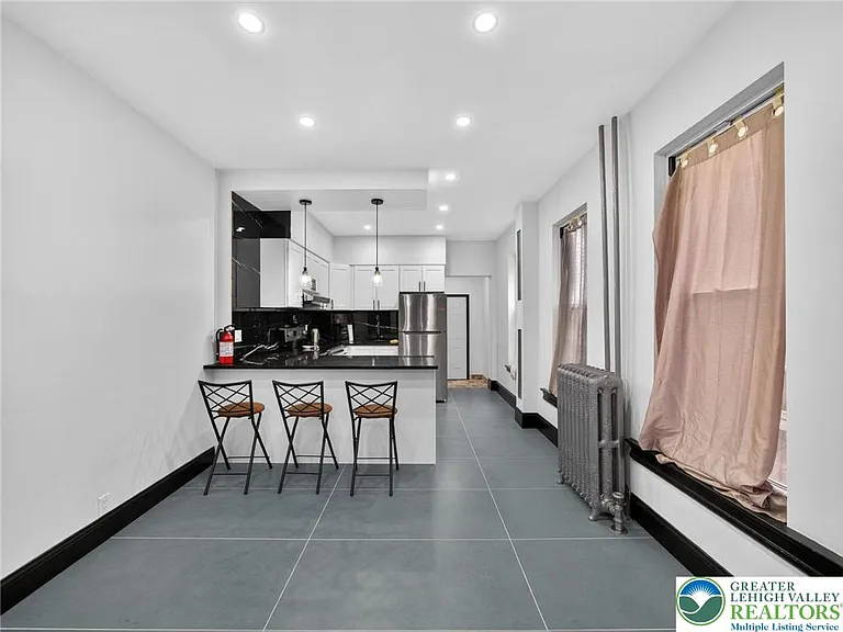1341 W Chew St — Photo 16