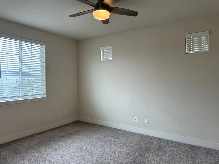 14343 Sherman Blvd — Photo 27