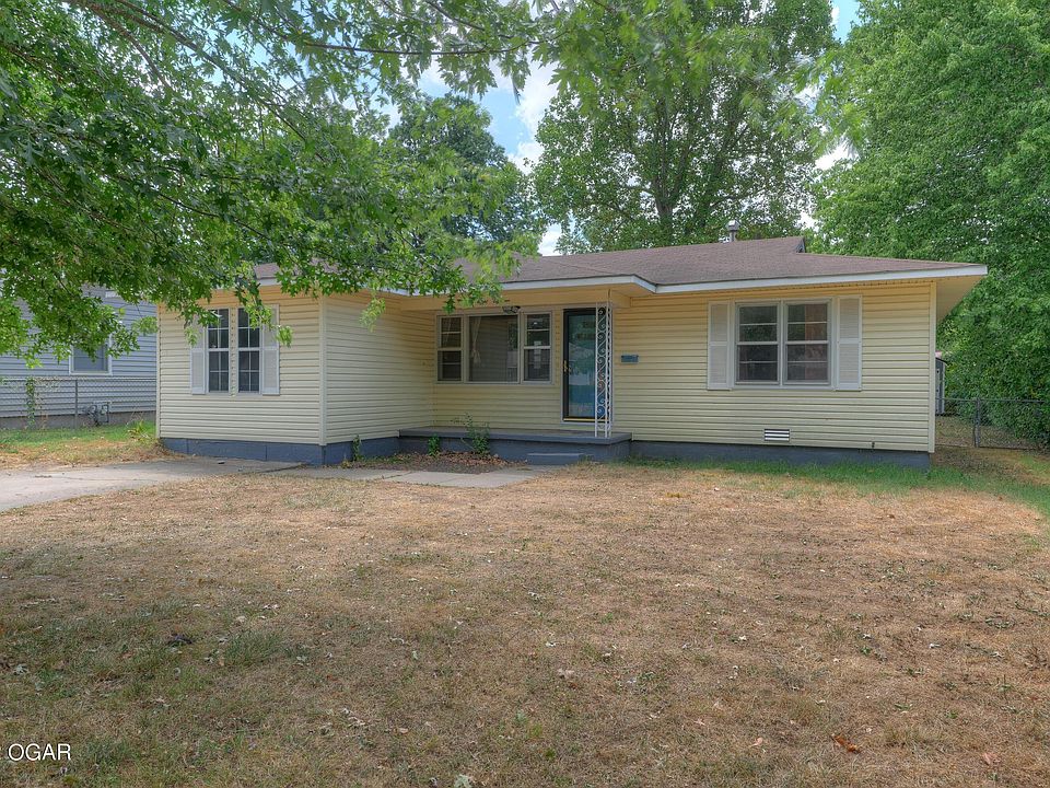 818 Melody Ln, Neosho, MO 64850 Zillow