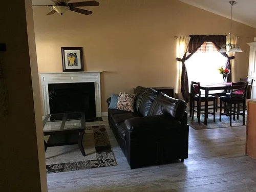 403 Equinox Cir Photo 1