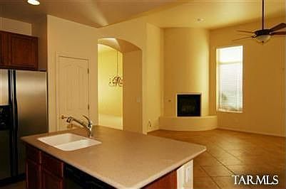 3rd image of 4221 N Sunset Cliff Dr