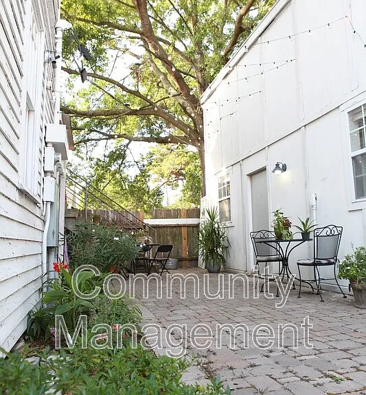 629 Park Blvd — Photo 1