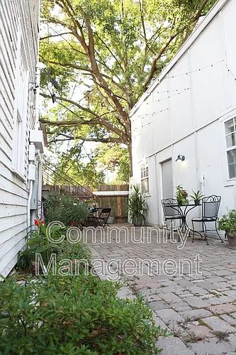 629 Park Blvd Photo 1