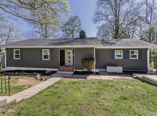 517 Delaware Ave, Oak Ridge, TN 37830