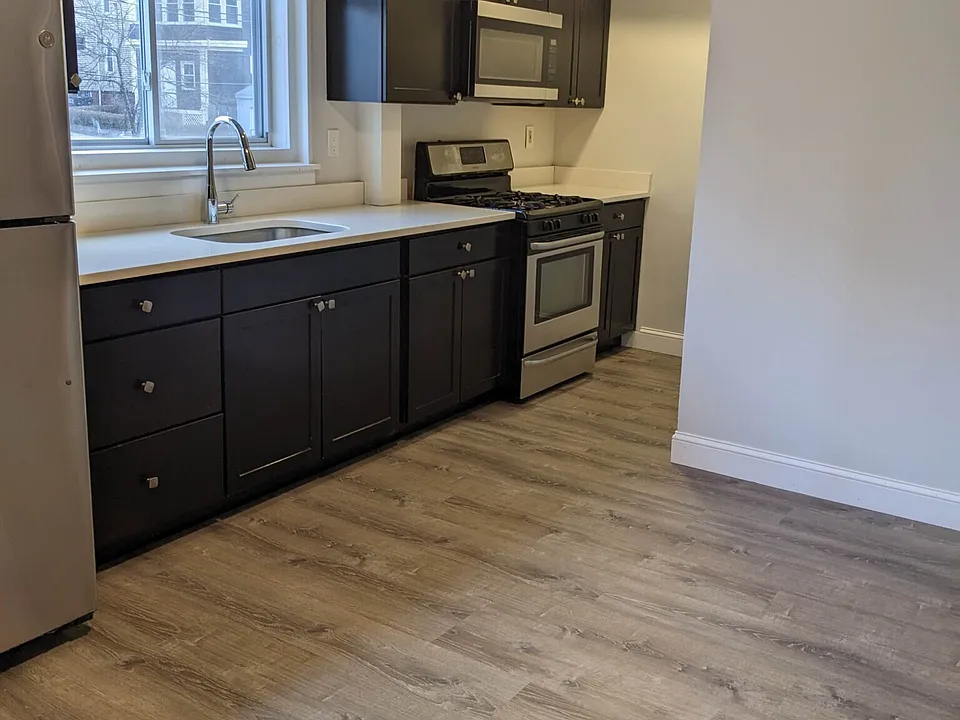 25 Moreland St #2
