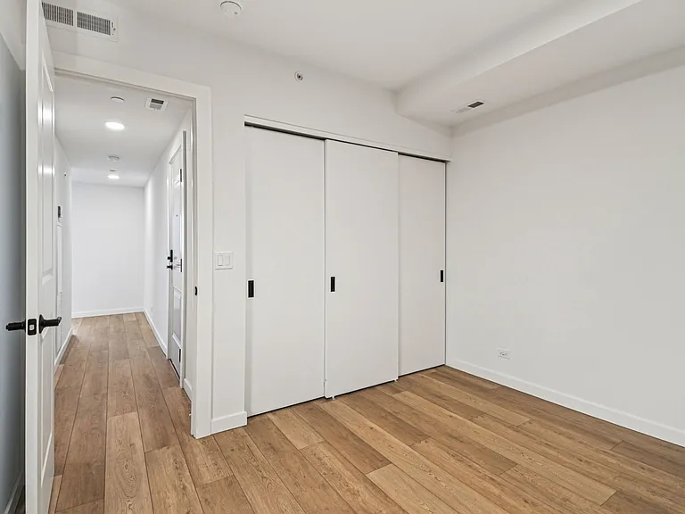 The Nest at Lincoln Park West — Photo 80