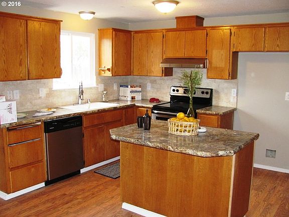 5th image of 8606 NE 139th Ave