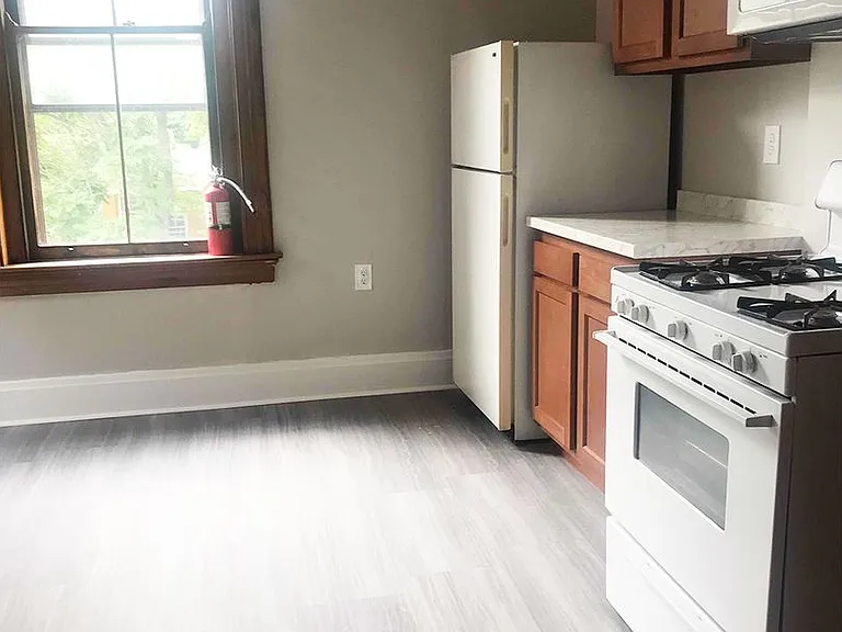 3255 Bishop St — Photo 17