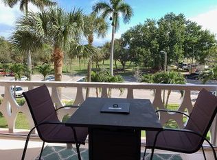15 S Golfview Rd APT 305, Lake Worth, FL 33460