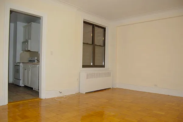 Rented by Stonecrest Realty | media 8