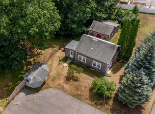 85 Post Rd, Wells, ME 04090