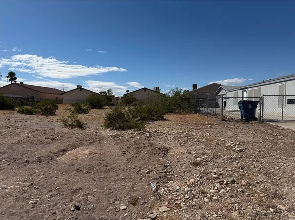 818 Brill Dr, Bullhead City, AZ 86442