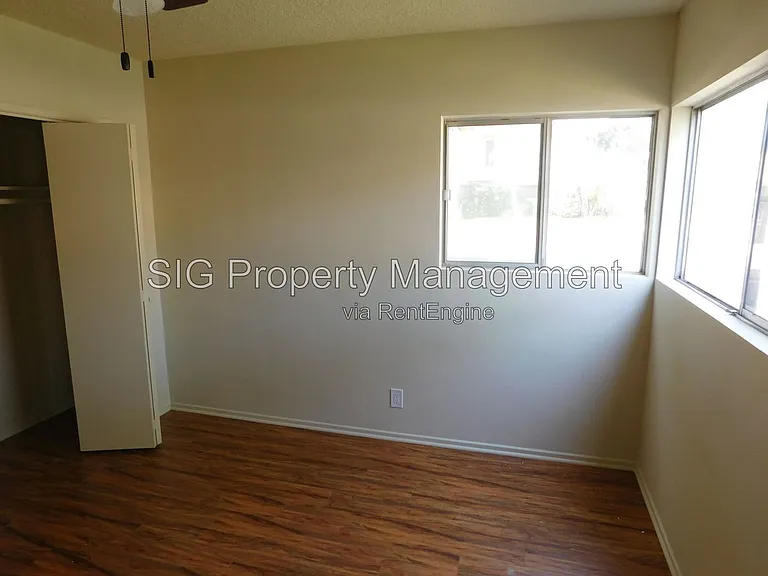 501 S 7th St — Photo 30