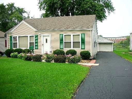 1st image of 16848 Sayre Ave