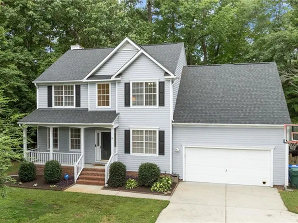 6446 Olde Bullocks Cir, Suffolk, VA 23435