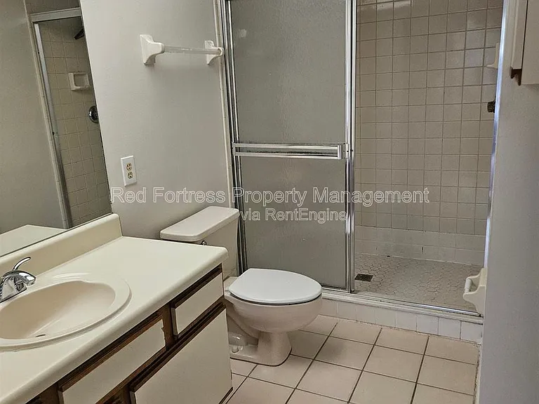 2135 Crystal Dr #37 — Photo 7