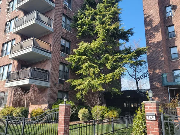 145 Lincoln Ave APT 3U, Staten Island, NY 10306