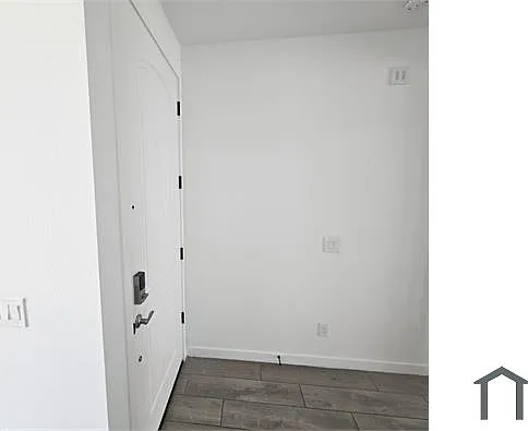 6408 N 17th Pl — Photo 2