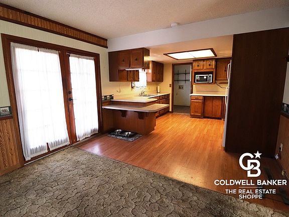 4th image of 2017 E Crestway Dr