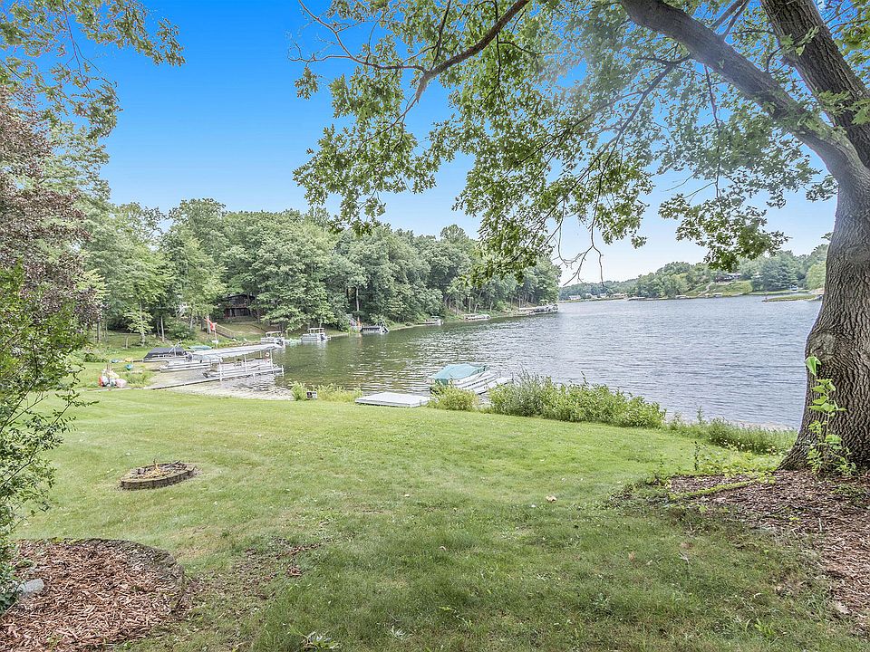 121 S Lake Doster Dr, Plainwell, MI 49080 Zillow