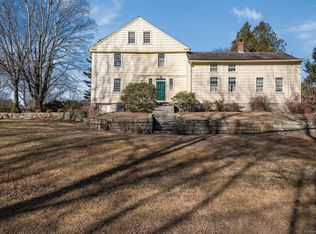 579 Taugwonk Rd, Stonington, CT 06378