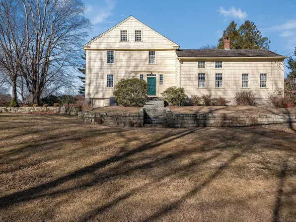579 Taugwonk Road, Stonington, CT 06378
