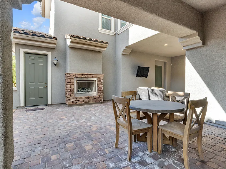 328 Elder View Dr — Photo 5