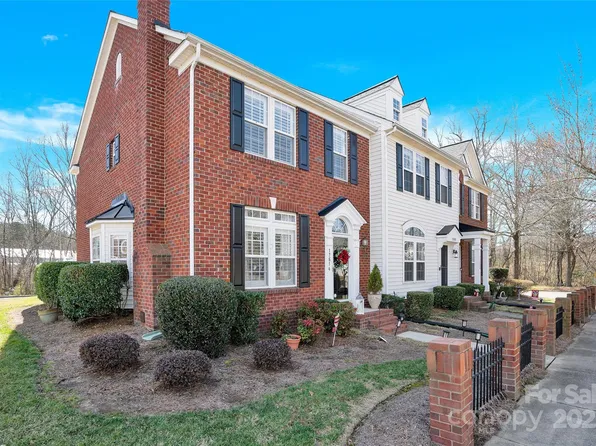 17614 Delmas Dr, Cornelius, NC 28031