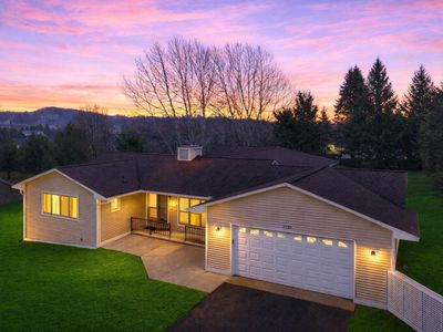 5529 Heritage Way, Traverse City, MI, 49685