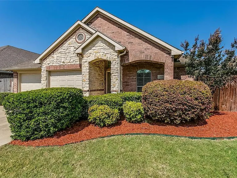 7405 Innisbrook Ln — Photo 3
