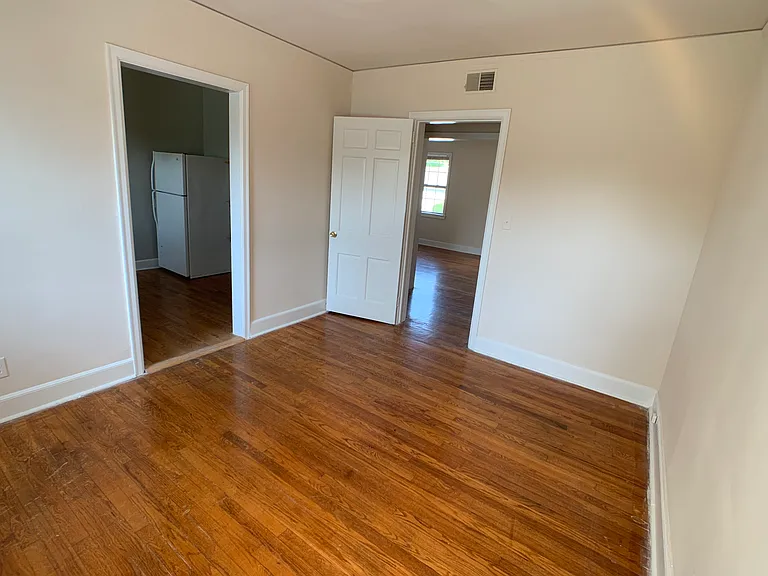 917 Oxmoor Rd #201 — Photo 22