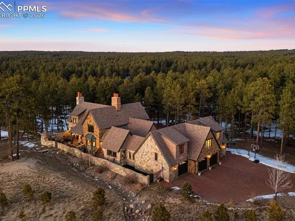 4340 Foxchase Way, Colorado Springs, CO 80908