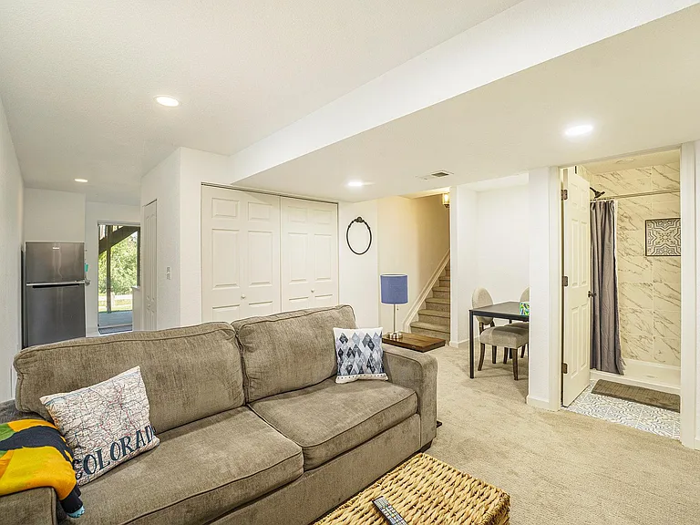 9316 Burgundy Cir #BASEMENT — Photo 12