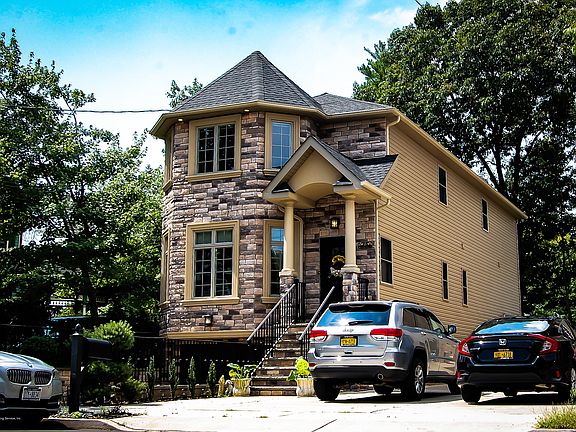 2nd image of 18 Brighton St