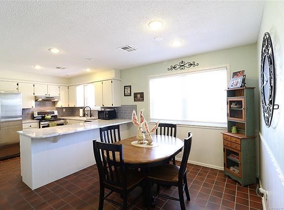 Dining Room and Kitchen