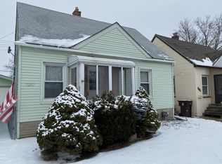 7207 Standard Ave, Center Line, MI 48015