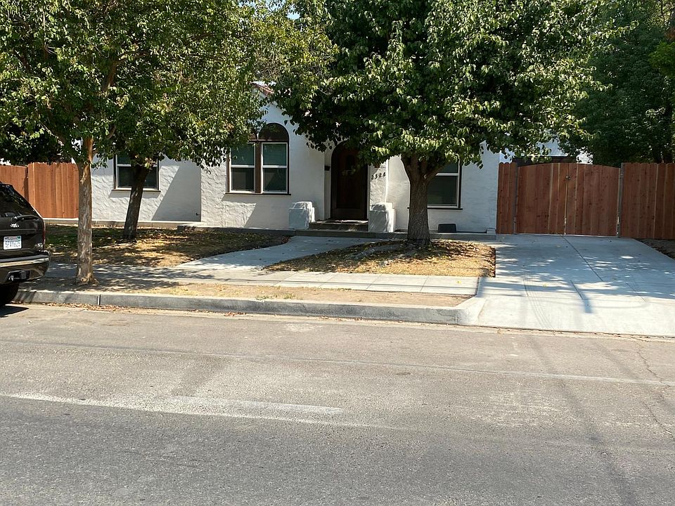 Front view of the house taken from the Van Ness Boulevard strip.