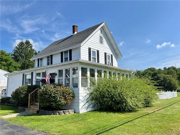 226 Central Ave, Cortland, NY 13045