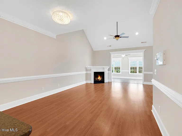 2400 Dovedale Ct #B — Photo 7