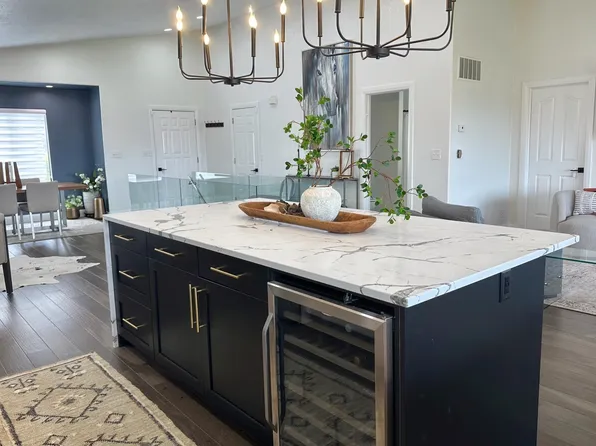 860 W Hampton Rd, St George, UT 84770